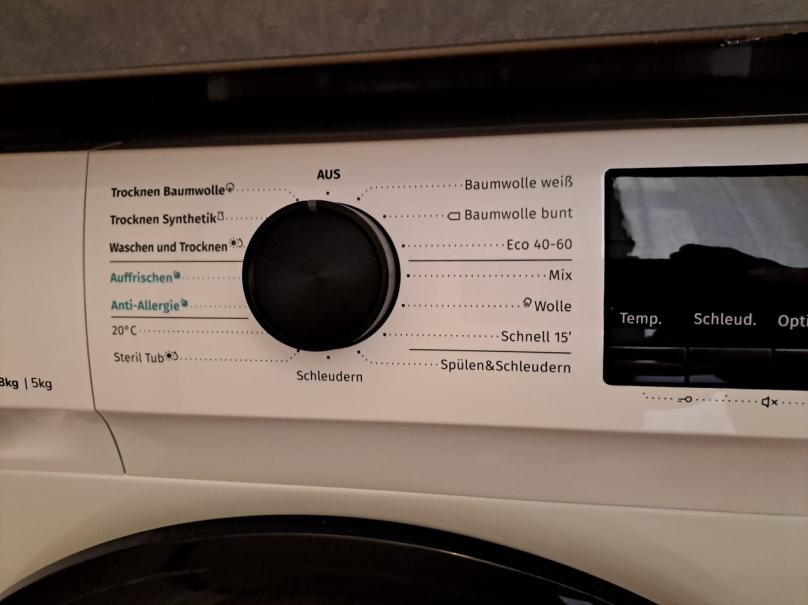 1 room furnished flat in the trendy Bergmannstr.