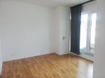 2 rooms office with roof terrace - 47 qm right